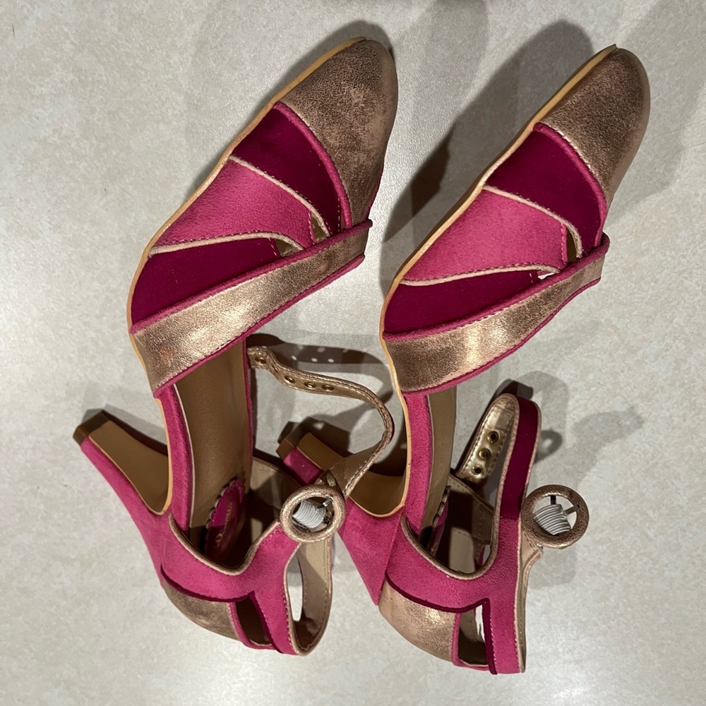 Joe Browns Pink and Gold Heels with Elegant Design - Picture 3 of 7